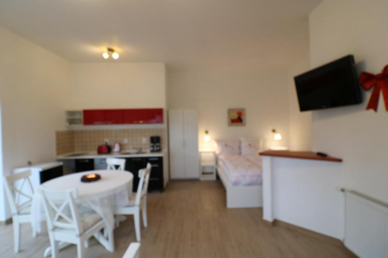 Villa Sorento 미엘노 외부 사진